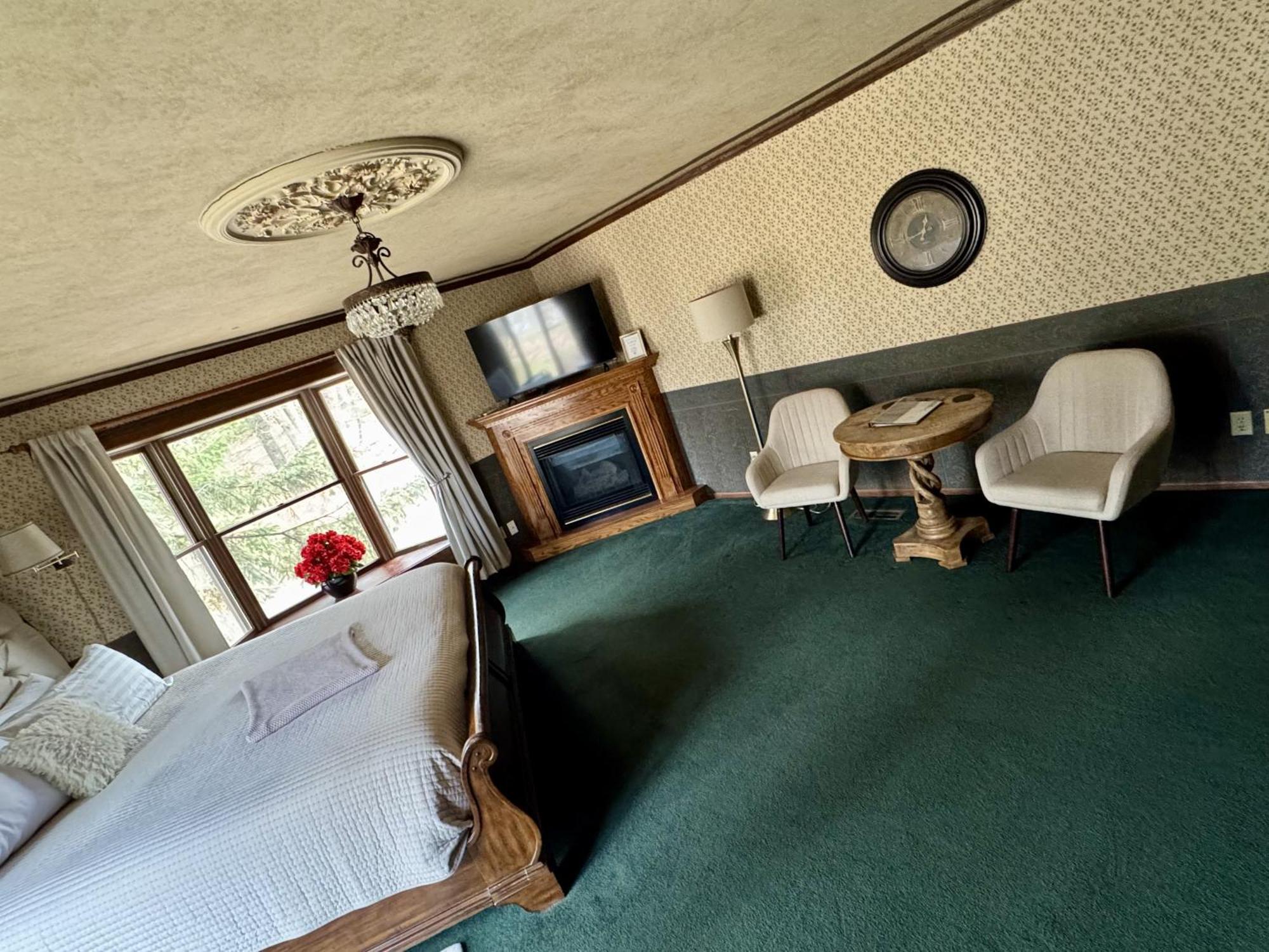 Otter Creek Eau Claire Altoona B&B 외부 사진